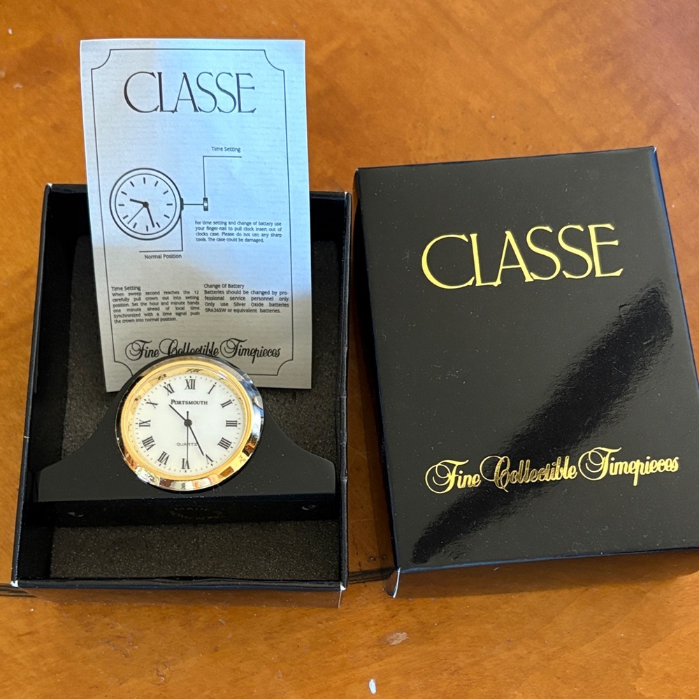 CLASSE Gold-Tone Portsmouth Desk Clock — Cream Dial